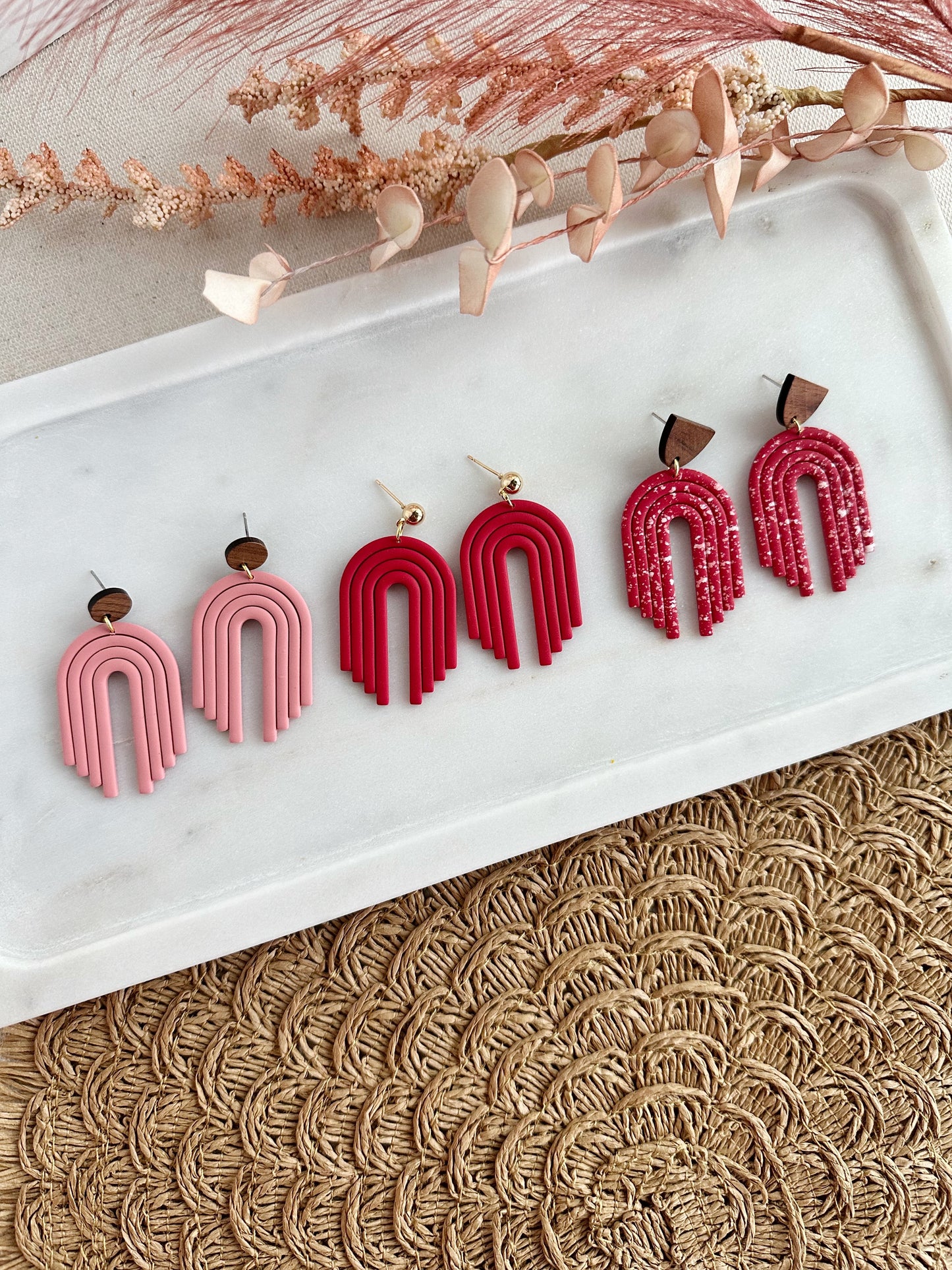 Arch Dangles
