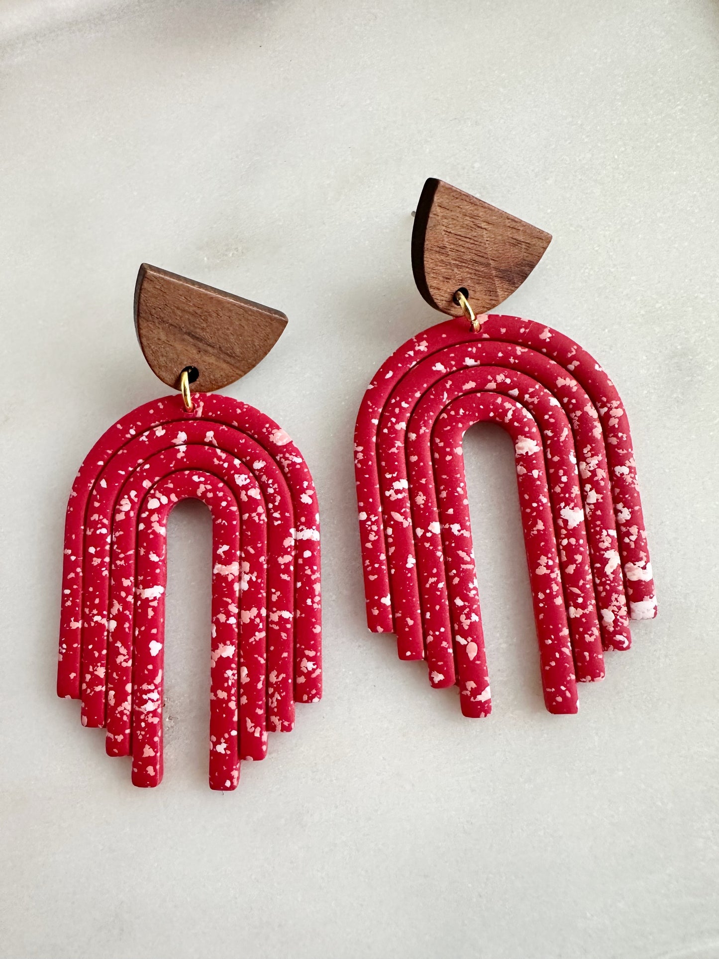 Arch Dangles