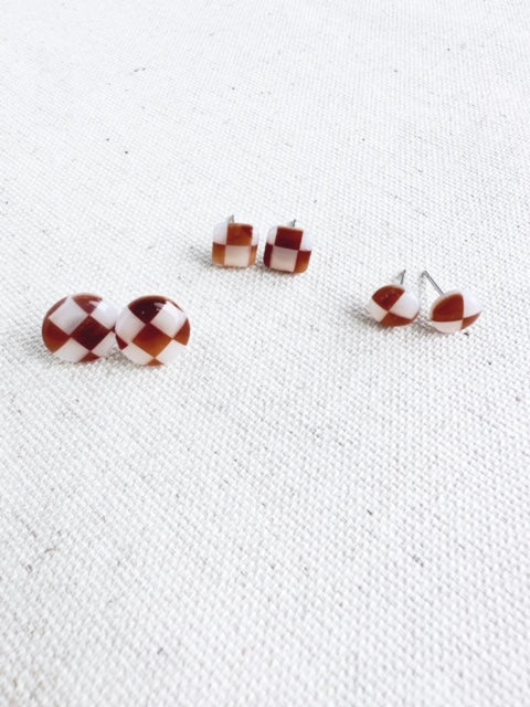 Checkered Tortoise Shell Post Earrings