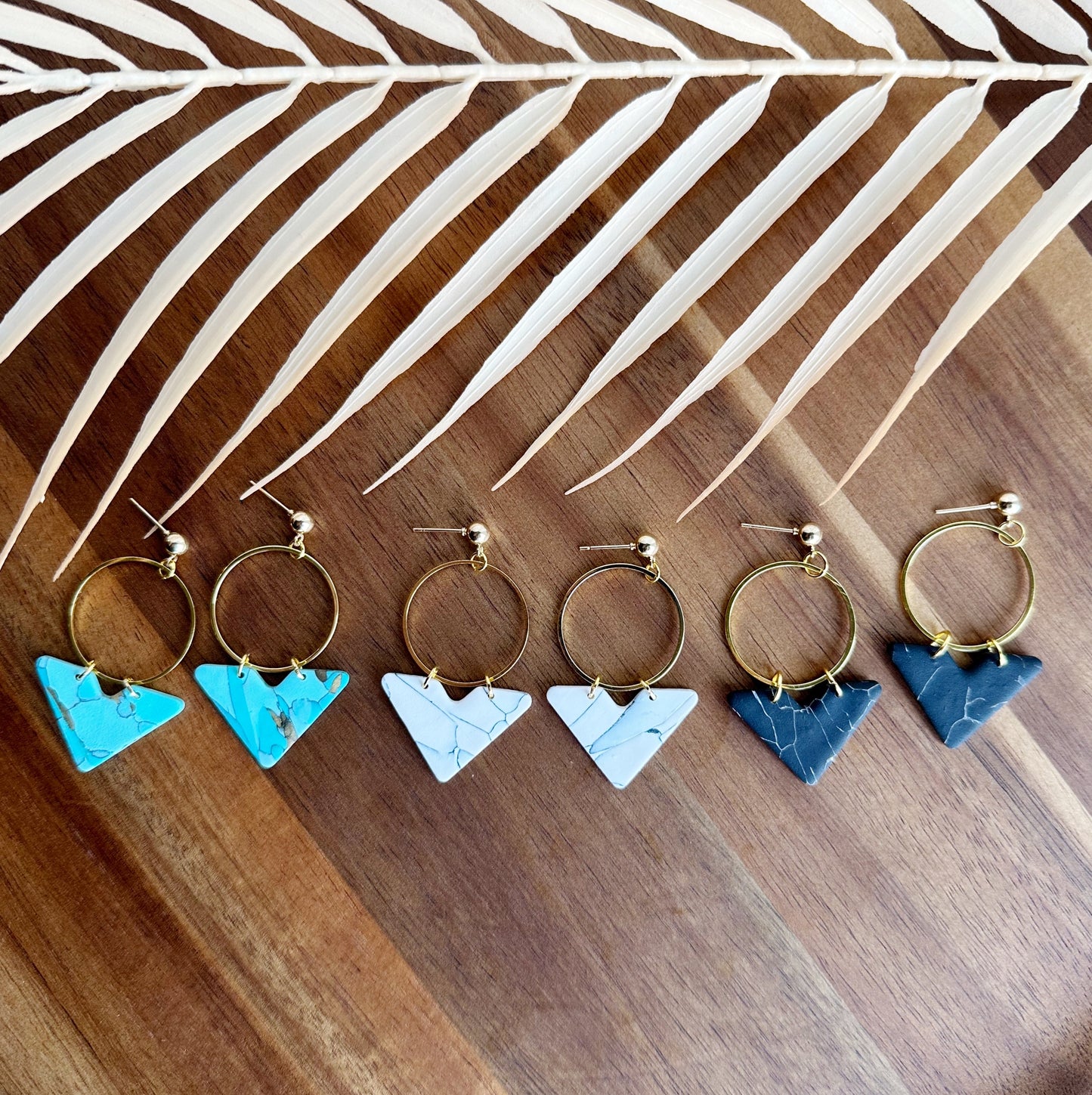 Single Arrow Dangle